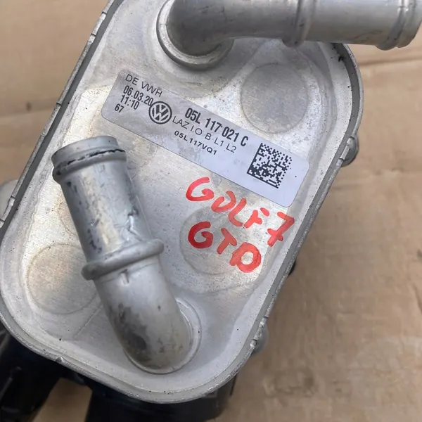 VW GOLF 7 GTD 2.0 TDI Olje Filter Bas 05L115389L image 2