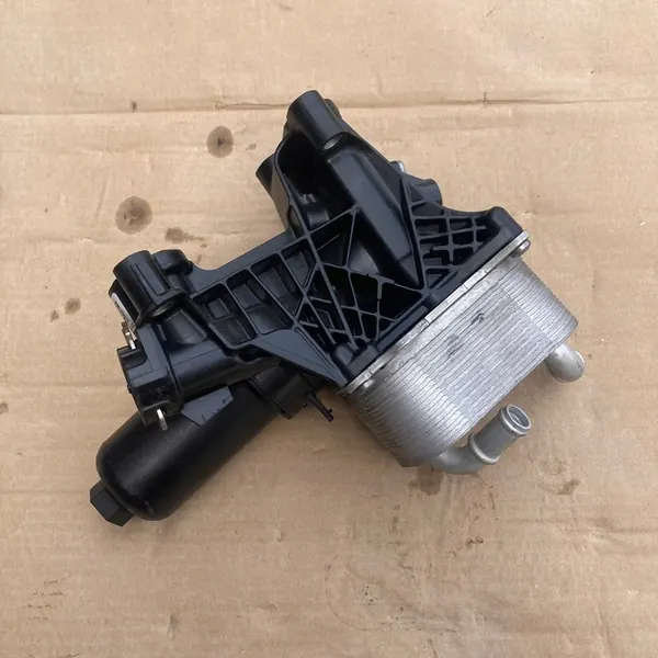 VW GOLF 7 GTD 2.0 TDI Olje Filter Bas 05L115389L image 7