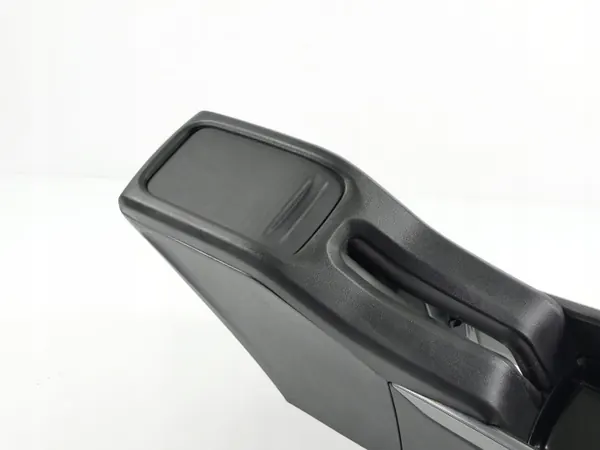 Accoudoir console centrale OEM 96784282ZD Peugeot 2008 I image 5