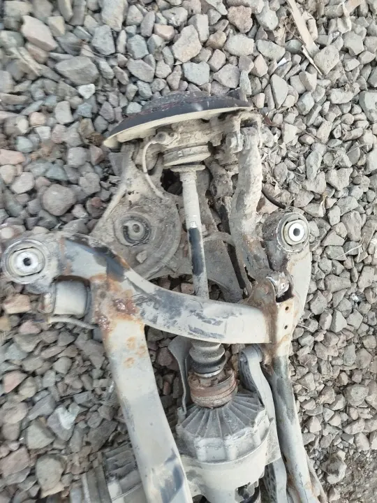 BELKA TYŁ OŚ TYLNA DYFER 4X4 AUDI A4 B6 - Gebraucht image 4