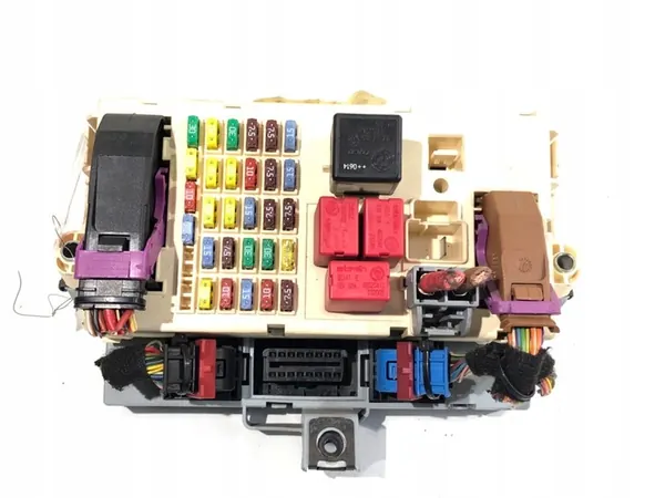 Caixa de Fusíveis Alfa 159 1.9 150CV 2005-2012 OEM 501202110040 image 3