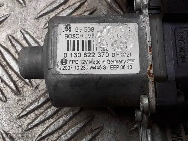 Régulateur de vitre Peugeot 308 OEM 9659826680 image 3