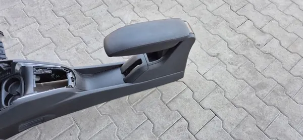 Middenconsole armsteun OEM ASXAS2WWQASASA Peugeot 208 image 3