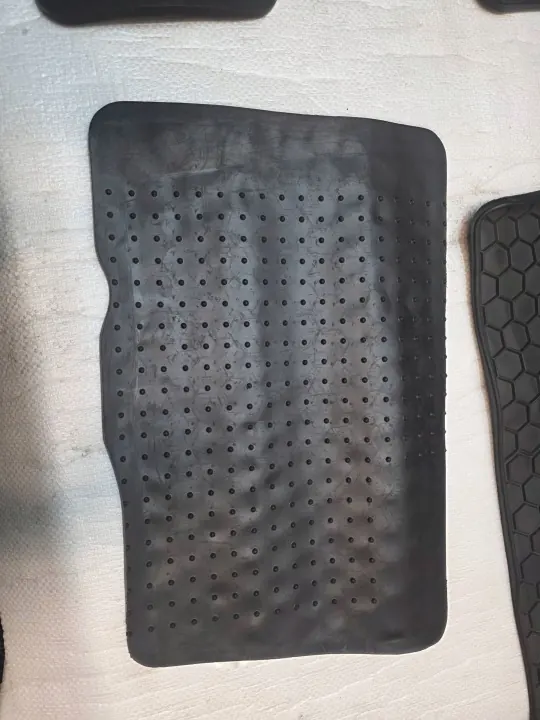 Tapis auto KIA Soul OEM 85720B2000EQ - Complet image 7