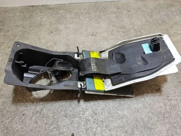 Polttoaineklappimoottori OEM 781209835R Opel Vivaro image 5