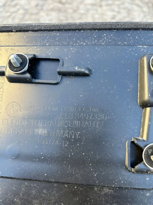 OEM 8497330 Rechter Achterdeur Onderlijst BMW iX image 3