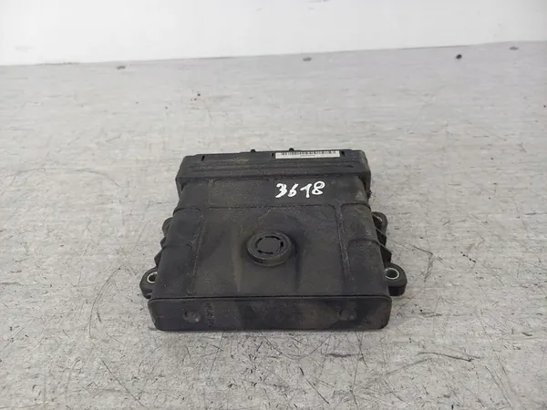 Unité de contrôle de transmission Skoda Octavia II 2.0 FSI OEM image 4