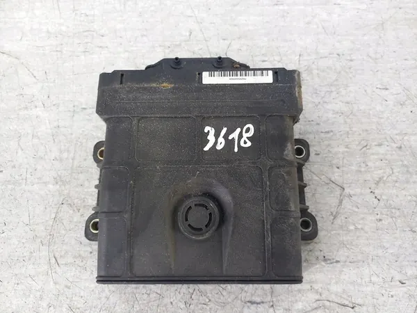 Unité de contrôle de transmission Skoda Octavia II 2.0 FSI OEM image 5