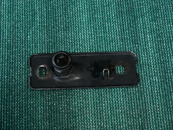 Konepellinlukko OEM PY83-250217-01rt56 SSC Aston Martin DBX image 2