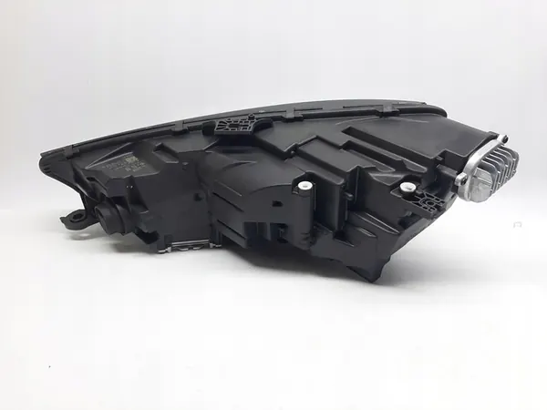Audi A4 B9 Faro Full LED Derecho 8W0941036A image 4