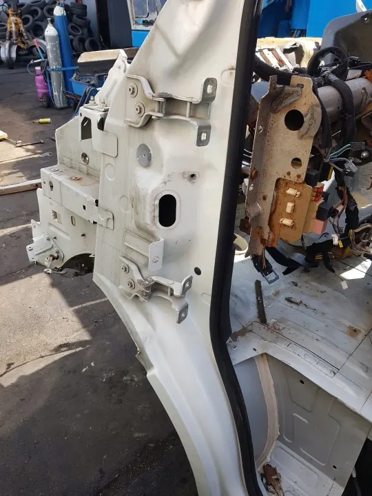 OEM 123XXXX Quarto de longarina esquerda Renault Master 3 image 4
