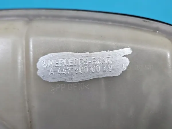 Uitzettank OEM A4475000049 Mercedes Vito W447 image 8