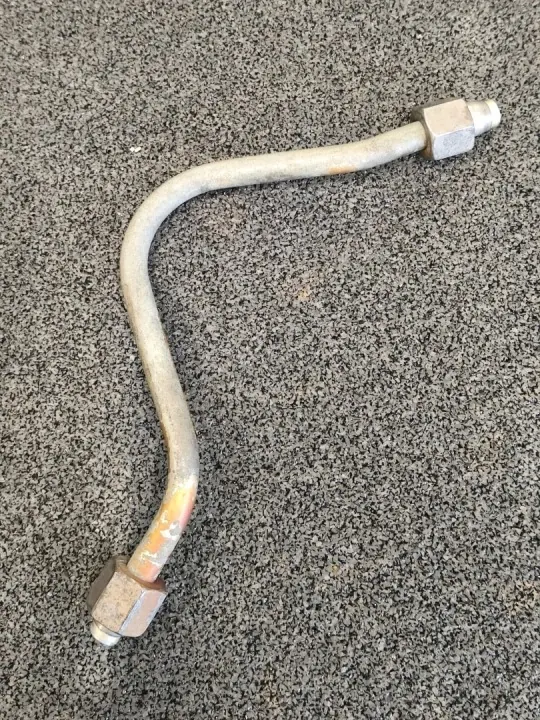 Bränsleledning OEM 51123075756 från CR-pump till T-stycke image 3