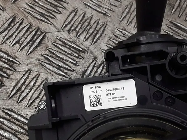 Commutateur Citroen DS3 OEM 0430760018 - Occasion image 8