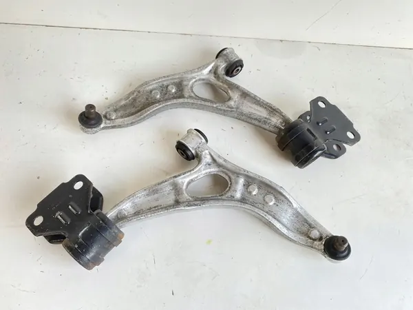 Fram Vänster Kontrollarm Ford C-Max MK2 Focus MK3 image 6