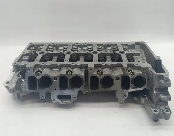 Culata BMW OEM 78126060400 para N47C20 2.0 image 2