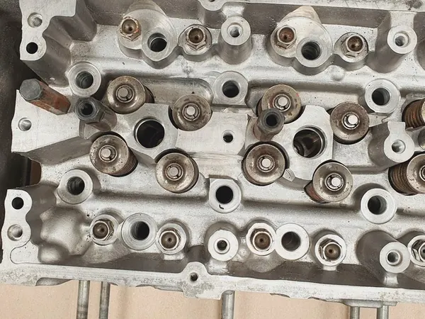 Engine Head 4M41 - Pajero III 3.2 DiD - ME204200 image 3