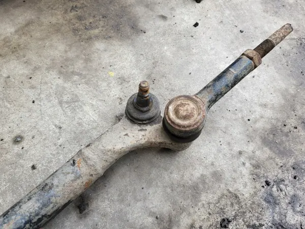 Rotule de Direction NISSAN NAVARA D22 Avant OEM image 4