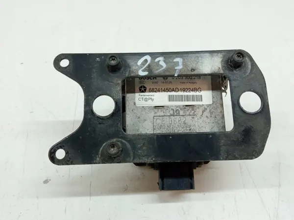 Capteur radar Distronic OEM 0203300218 pour Jeep Cherokee V image 10