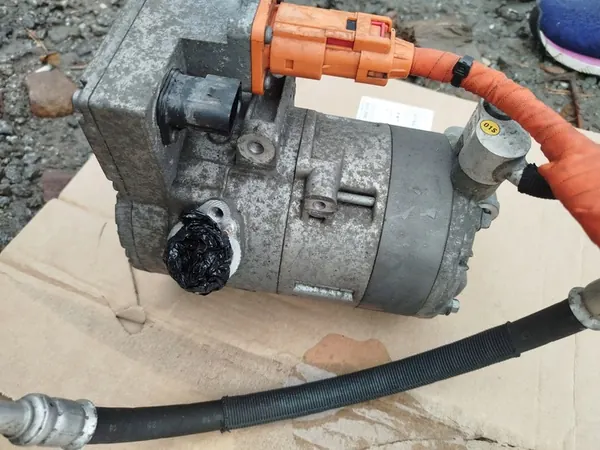 Ilmastointikompressori Golf VII image 3