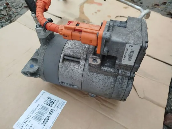 Ilmastointikompressori Golf VII image 4