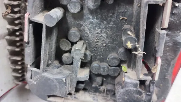 Lámpara Trasera Derecha Hella Audi 100 C3 image 6