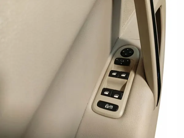 OEM 9687652777 Framvänster Dörrpanel Peugeot 508 image 4