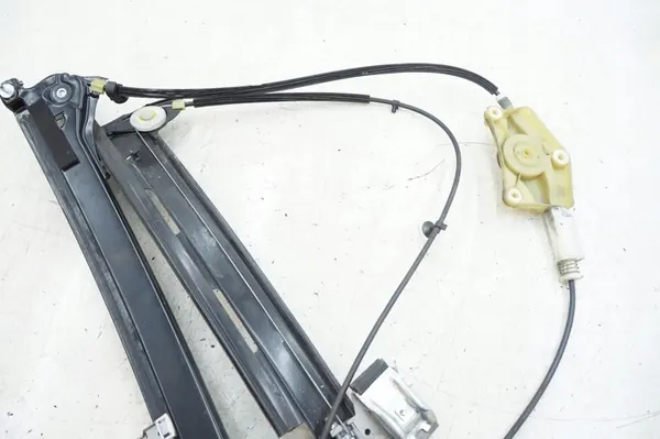 Mecanismo de elevador de vidro esquerdo Volvo C70 II image 3
