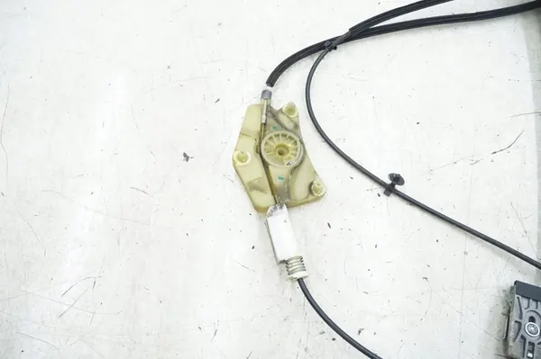 Mecanismo de elevador de vidro esquerdo Volvo C70 II image 6