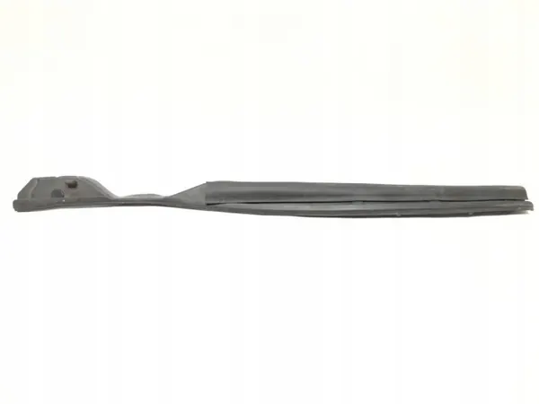 Junta do para-lamas dianteiro direito OEM N243-56915 Mazda MX-5 image 2