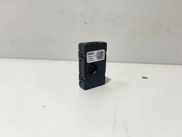 BMW F44 Gran Coupe Antennefilter Versterker OEM 6839355 image 2