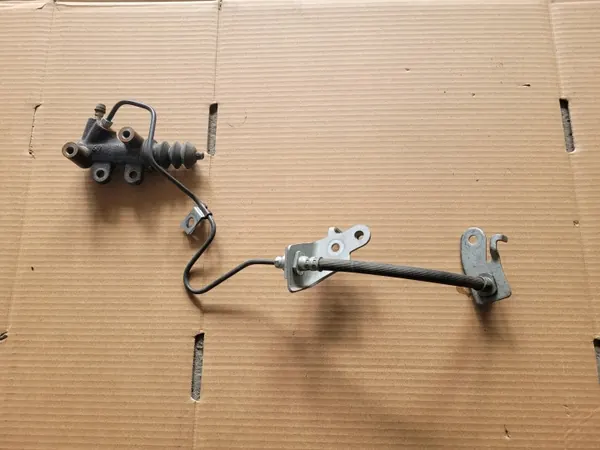 TOYOTA Koppelpomp OEM POMPKA WYSPRZĘGLIK image 2