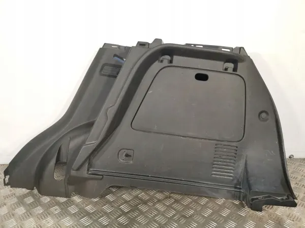 Moldura maletero Opel Mokka X OEM FBZ7372 - Usado image 2