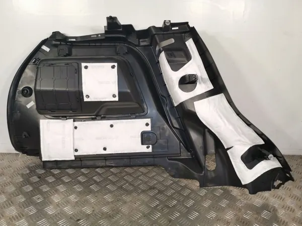 Moldura maletero Opel Mokka X OEM FBZ7372 - Usado image 4