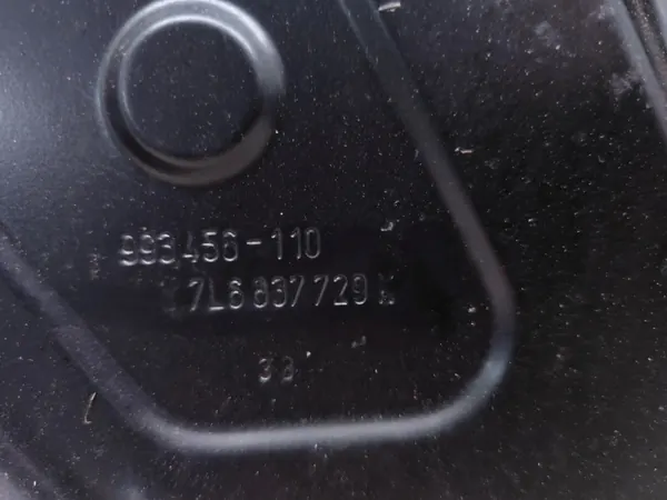 VW Touareg framdörr fönsterram OEM 7L6837729K image 7