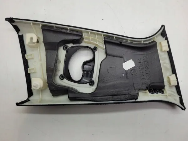 OEM AUST131853 Cobertura Pilar B Esquerda/Direita BMW 5 F10 F11 image 3