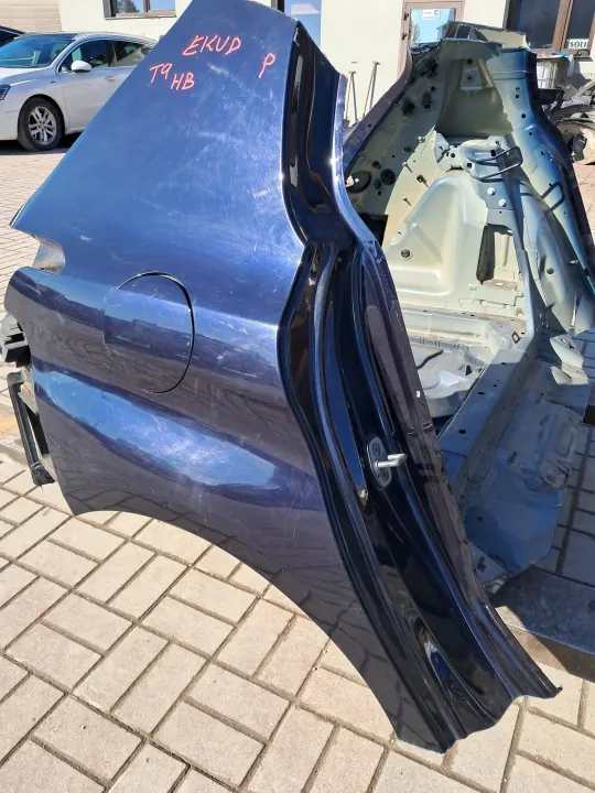 Parachoques trasero & guardabarros Peugeot 308 II T9 HB OEM image 4