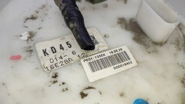 Bomba de combustible flotador 2.0B Mazda CX-5 I PE01-1335X image 2