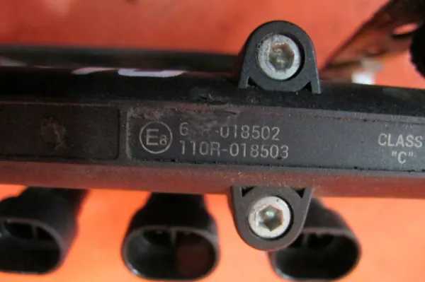 LPG-insprutningsräl OEM 67R-018502 - Begagnat skick image 4