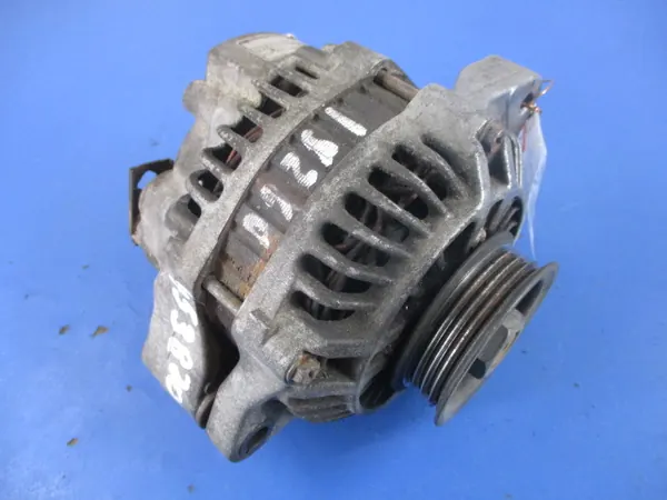 HONDA CIVIC VI 1.5 16V Vaihtovirtageneraattori AHGA24 image 4