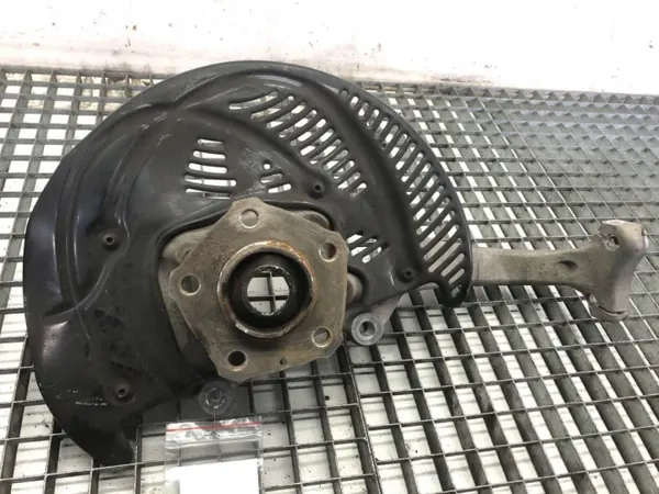 Pivot avant gauche OEM 4K0407559D pour Audi A7 C8 image 2