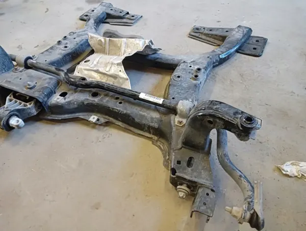 Mercedes W176 Achterbalk OEM A2463203411 Gebruikt image 6
