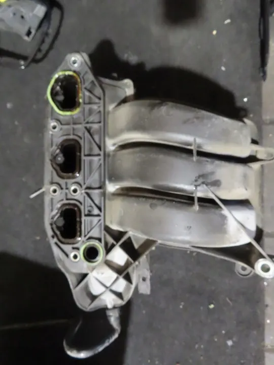 Coletor de admissão Seat Mii 1.0 MPI 04C133201H image 2