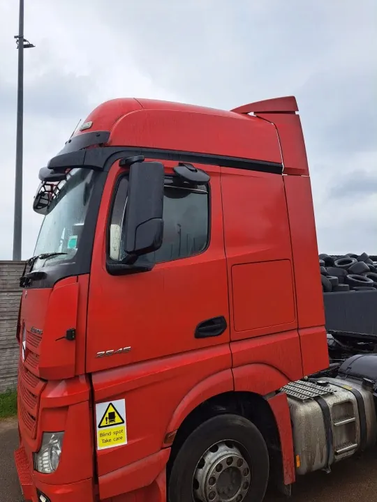 Squelette de Cabine Mercedes-Benz OE sans Portes Actros MP4 image 4