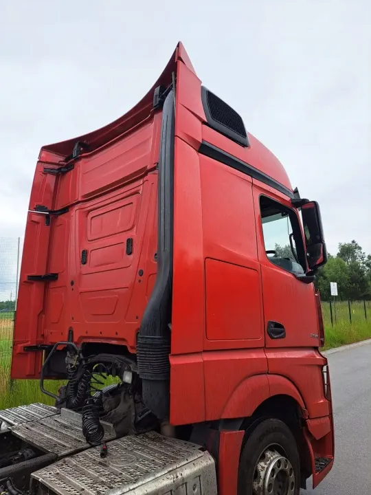 Squelette de Cabine Mercedes-Benz OE sans Portes Actros MP4 image 7