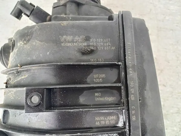 Ilmansuodattimen kotelo Skoda Octavia II 2.0 FSI image 3