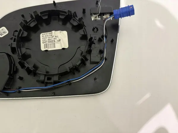 Mercedes-Benz OE A4478110533 höger spegelglas image 4