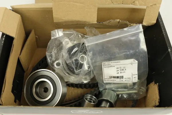 Gates Kamremssats OEM 7883-13251 med Pump image 6