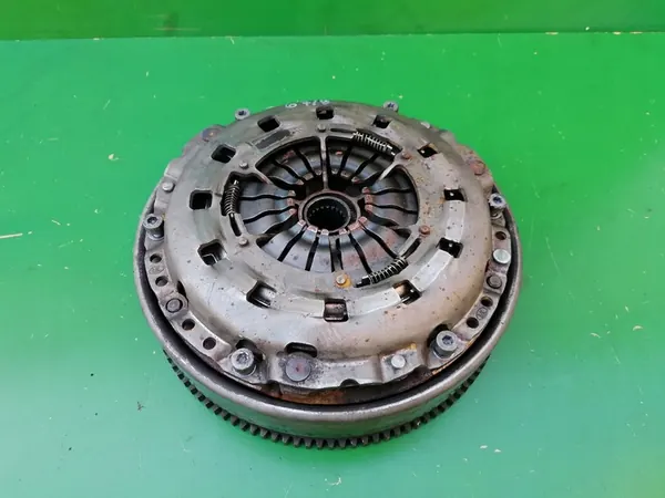 Volante de Dupla Massa BMW E90 318i 2.0 N46B20 image 10