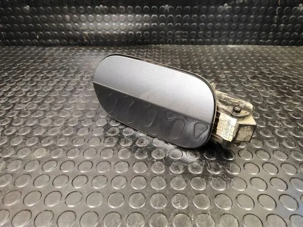 Motor da tampa de combustível AUDI A8 D2 4H0010508AB image 4